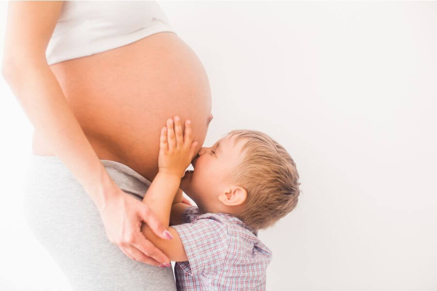 parler à son enfant pendant la grossesse