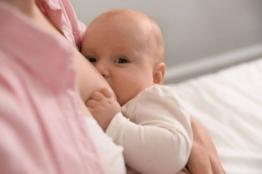 Comment savoir si bébé a faim ou envie de téter ? 