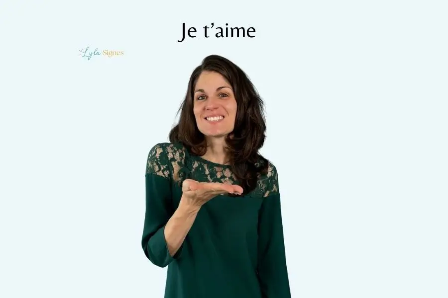 bébé signe je t'aime